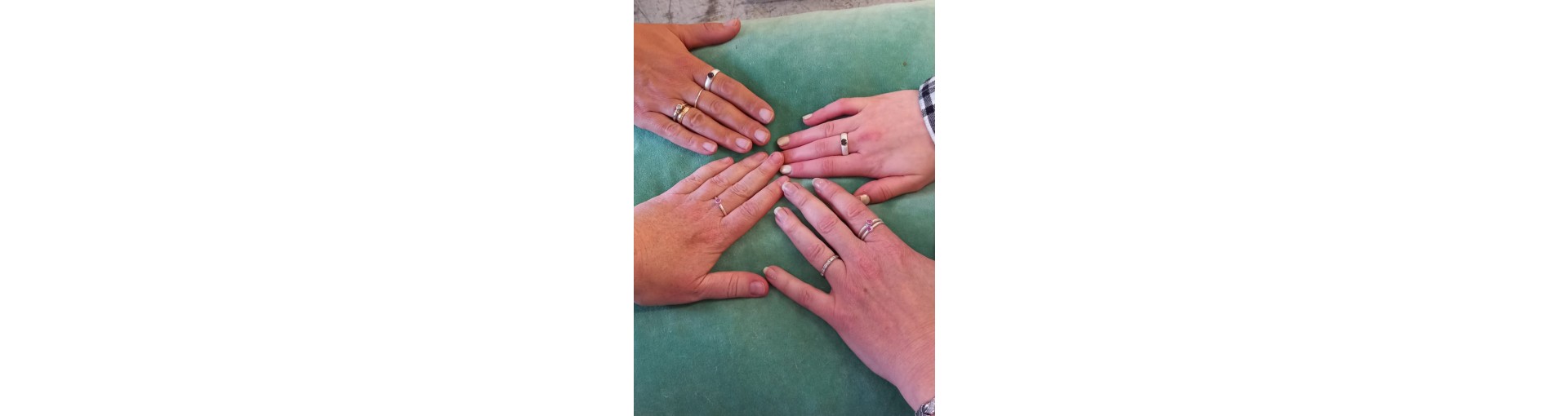 Classes  | Gypsy Jeweller | One to one jewellery tuition |  Learn enamelling and stone setting | Unique handcrafted jewellery