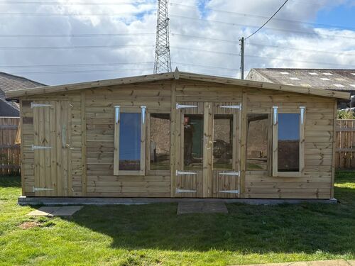 20x10 Apex Summer House Combi