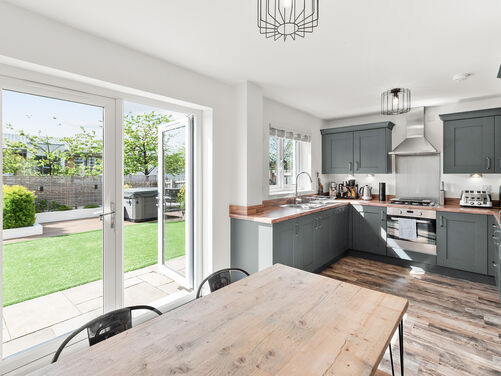 Hodgson Crescent, Alva, FK12 5FA