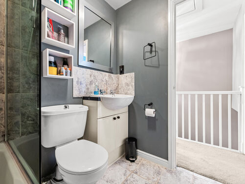 Auld Kirk Road, Tullibody, FK10 2TG