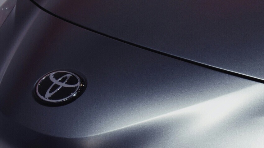 Toyota badge on a silver sports car