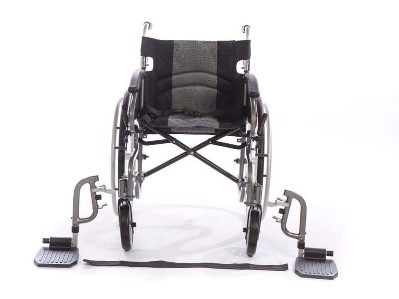 Calibre Folding Wheelchair