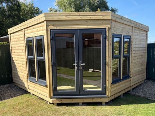14x14 Corner Summer House