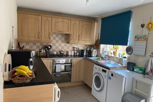 60 Epsom Close