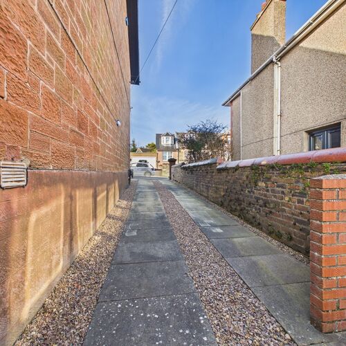 High Road, Stevenston 