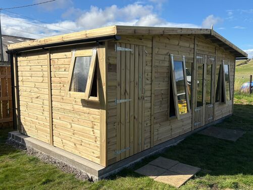 20x10 Apex Summer House Combi