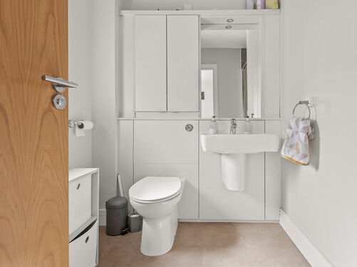 Macgregor Place, Larbert, FK2 8RJ