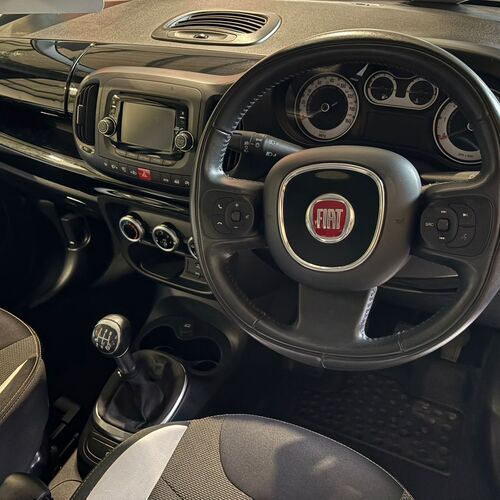 2014 (64) FIAT 500L TREKKING 1.6 DIESEL 5 DOOR 