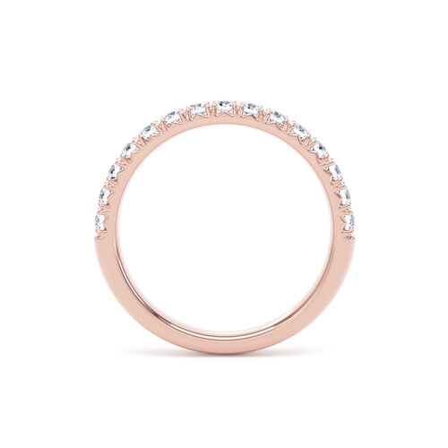 Round brilliant cut fishtail set diamond ring