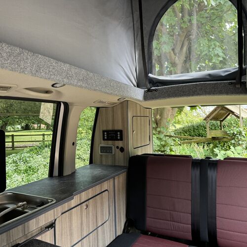 2009 Nissan Serena 2.0 Petrol Automatic Camper Van 2 Berth