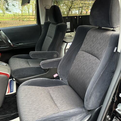 2009 Toyota Alphard Camper Van Auto 4 Berth 2.4 Petrol - Pro Conversion