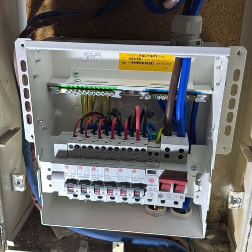 Gallery | Innovative Energy Systems Ltd | Emergency electrician Woking | Fuse board/Consumer unit replacement | Electrician Woking