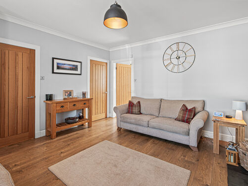 Newlands Road, Brightons, FK2 0DE