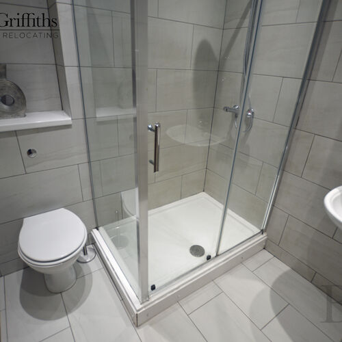 Renting in Cardiff - 2 bedroom apartment, Century Wharf, Cardiff Bay