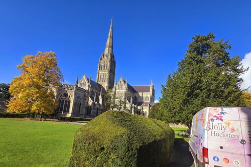 Gallery | Jolly Hucksters Mobile Bar Company | mobile bar Hertfordshire/mobile bar Buckinghamshire/mobile bar Hertfordshire/Wedding bar Buckinghamshire | wedding bar Hertfordshire | Real ale events bar /corporate events Hertfordshire/party bars Buckinghamshire/charity event bars