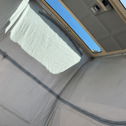 2002 Mazda Bongo Special 2.5V6 Auto 4 Berth