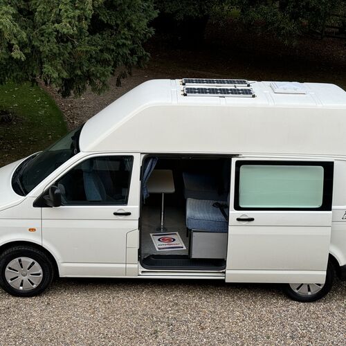 2006 VW T5 Aztec Campers High Top Camper Van 2.5TDi 130 LWB - 1 Owner 16yrs