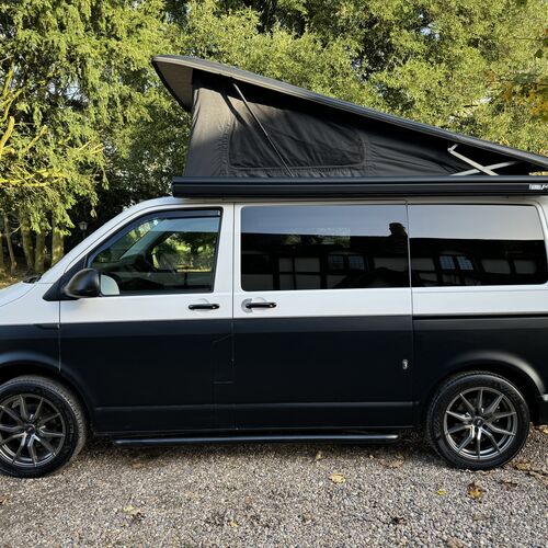2016 VW T6 Camper Van 4 Berth 2.0 TDi T30 Black/White - Pro Conversion