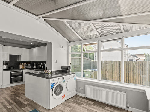 Caledonian Road, Alloa, FK10 1NS