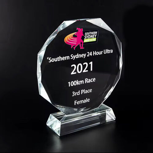 The Uist 180mm 2D octagonal Presentation Crystal/Trophy