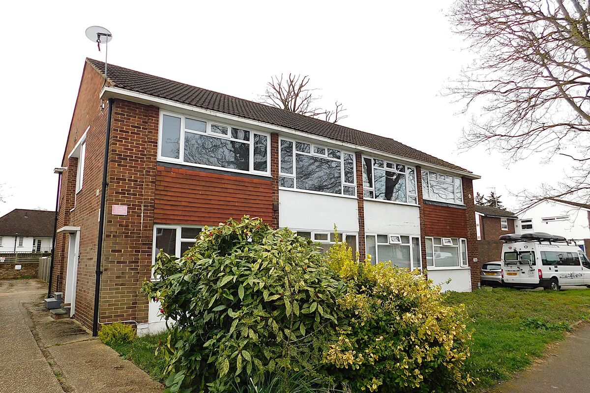 Elizabeth Gardens, Lower Sunbury