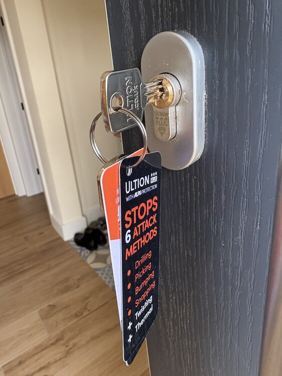 Local Locksmith Abingdon | Locksmith OX14 | Emergency Locksmith Abingdon | Certified Locksmith and Security Approved|
