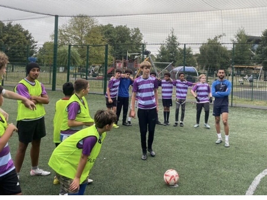 Under 13/14’s Leauge | Heston In The Community 