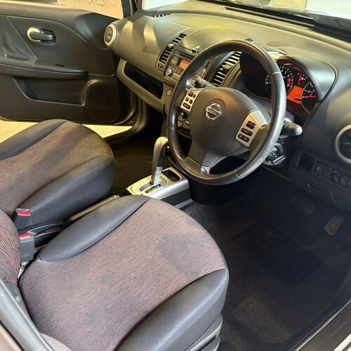 2011 (11) NISSAN NOTE ACENTA 1.6 5 DOOR AUTOMATIC