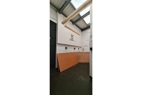 Shop Premises, 5 Gallowgate, Rothesay, Isle of Bute, PA20 0HR