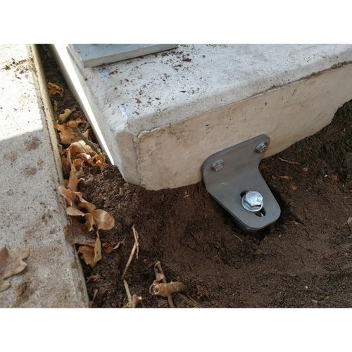 Electric gate counter balance