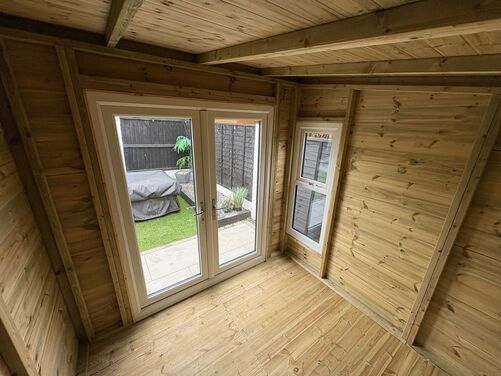 8x8 Pent Workshop/Home Office