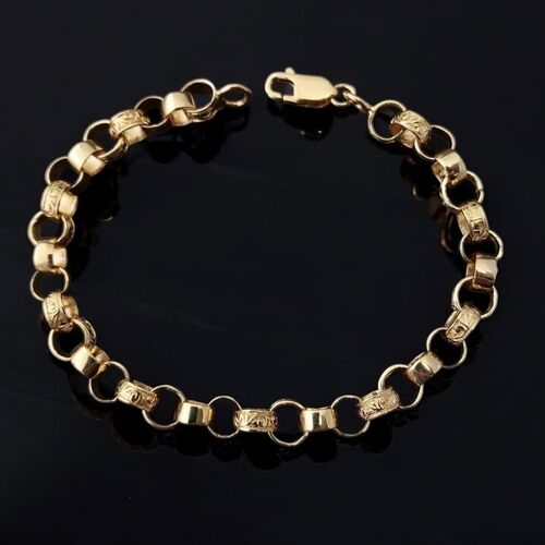 Alternate engraved belcher bracelet