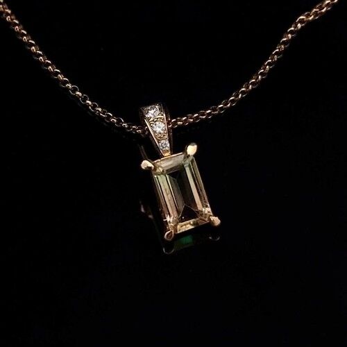 Gallery | Aura Jewellers | Jewellery repairs and alterations, Brownhills | Jewellery specialists, West Midlands Jewellers | Bespoke jewellery, Hand engraving, Valuations