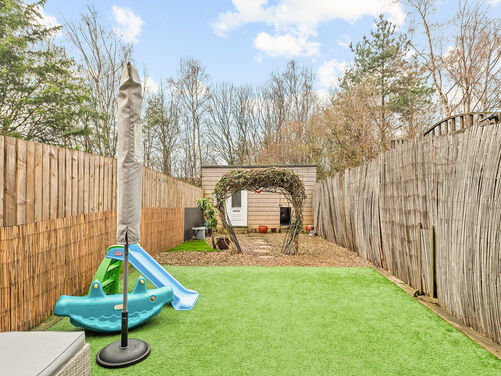 Auld Kirk Road, Tullibody, FK10 2TG