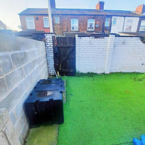 2 BEDROOM Mid TERRACE For Sale