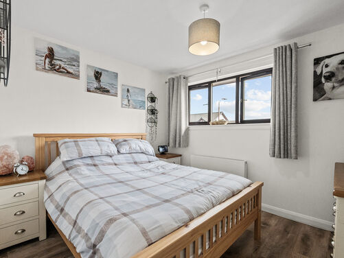 Dundee Place, New Carron, FK2 7SA