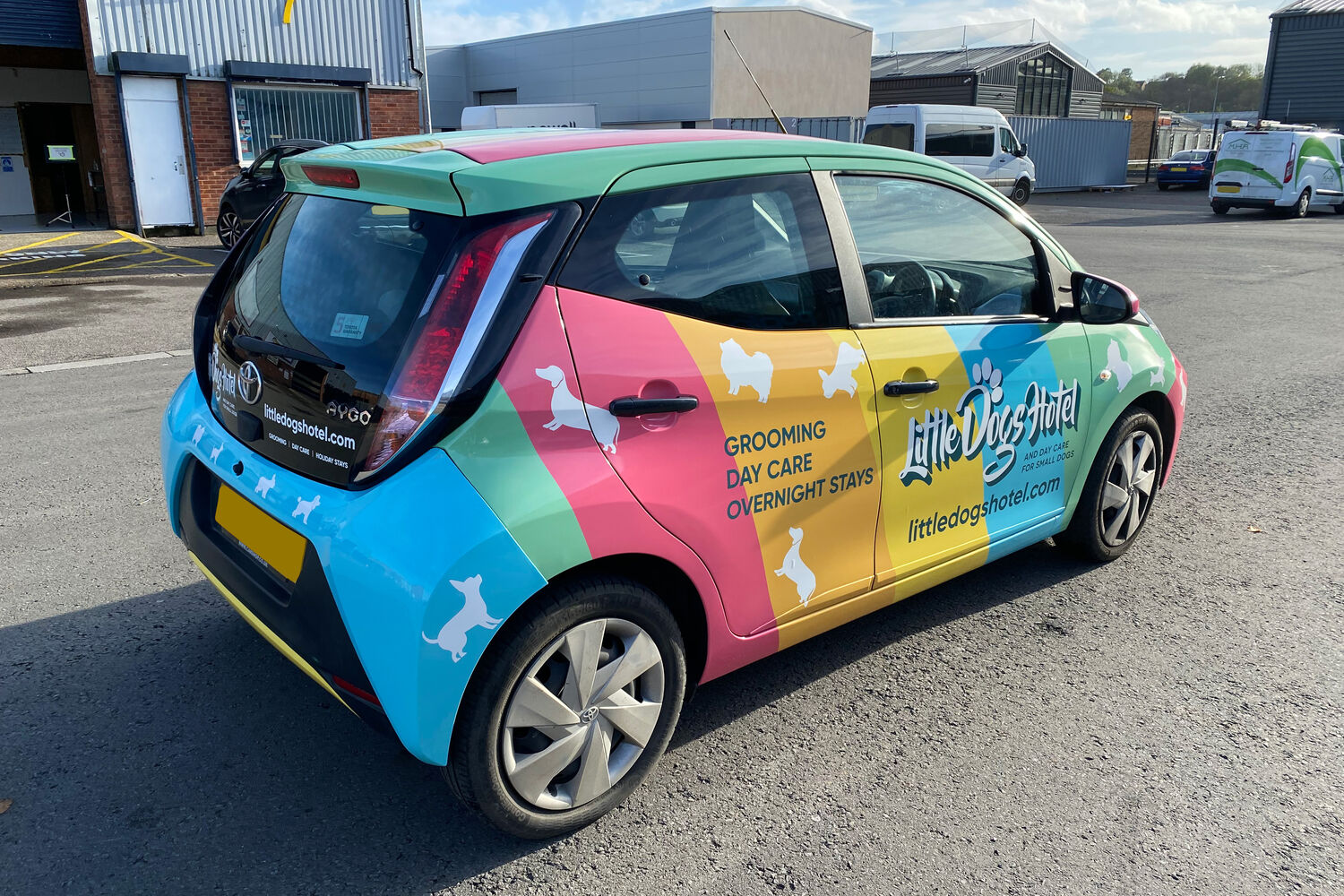 Little Dogs Hotel - Toyota Aygo