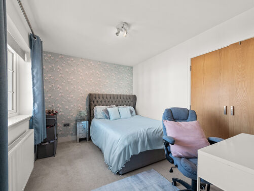 Macgregor Place, Larbert, FK2 8RJ