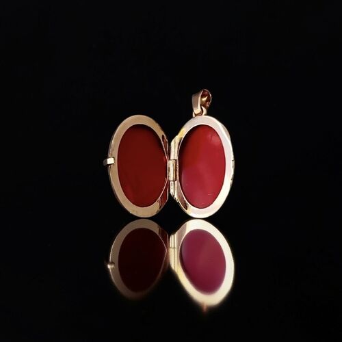 Traditional engraved floral locket