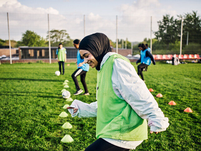 Turn Up &amp; Play Football | Heston In The Community 