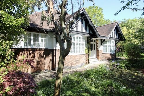Loughborough Road, Birstall, LE4 4BJ