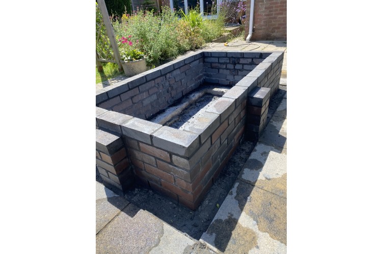 Muscle Stone & Brick Solutions | Stonework masonry builder -Reponiting-repair Cardiff | Brickwork builder -repointing -repair-Cardiff | Garden walls-extensions-patios-garages-porches-garden kitchen ovens-home structural repairs-BBQ.cardiff