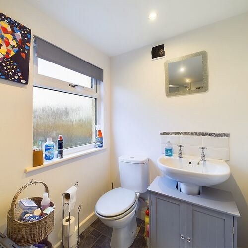 Kirkmuir Drive, Stewarton