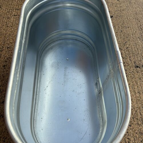 4ft oval stock tank
