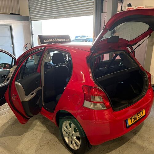 2011 (11) TOYOTA YARIS 1.3 DUAL VVT-i T SPIRIT 5 DOOR 