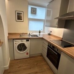 Marine Parade Barmouth, LL42 1NA