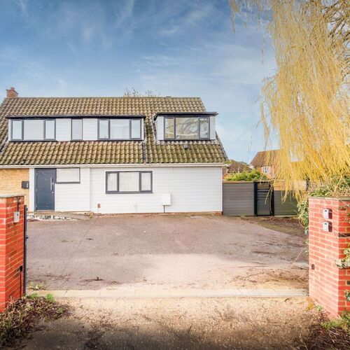 20A Drayton Road, Bletchley MK2 3EJ