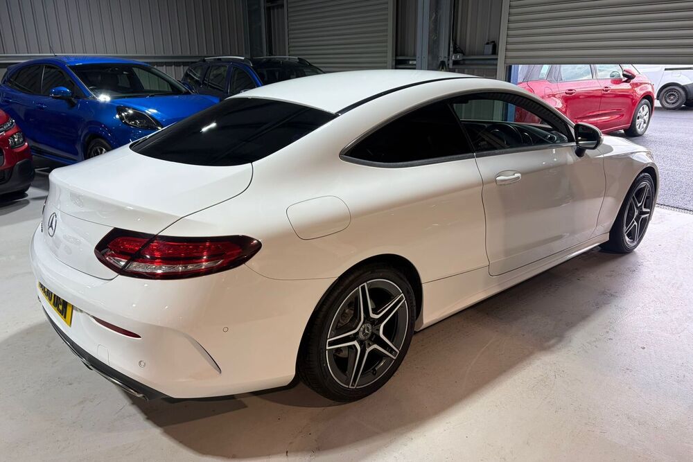 MERCEDES-BENZ C CLASS C200 AMG Line