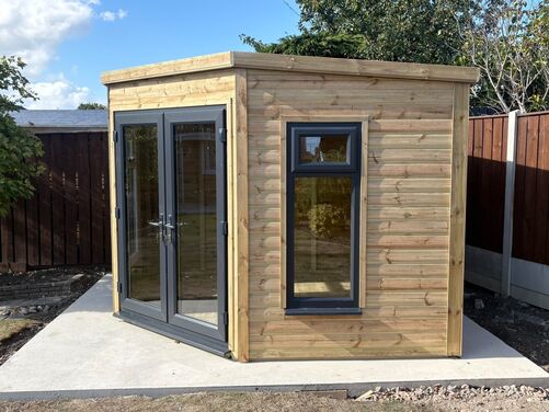 10x10 Corner Summer House