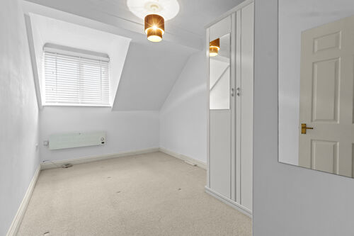 Honeycrag Close, Polegate